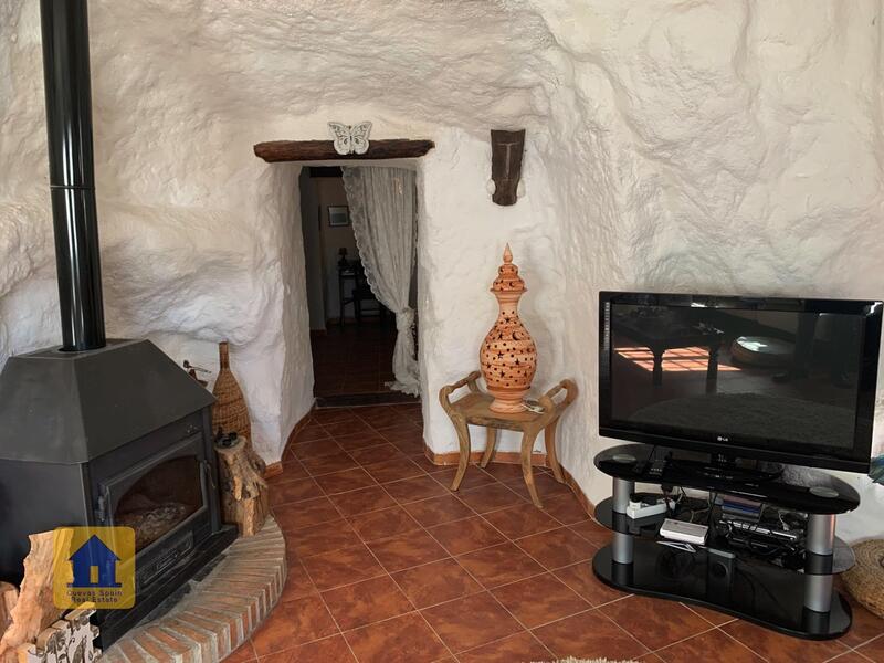 6 Cuarto Casa Cueva en venta