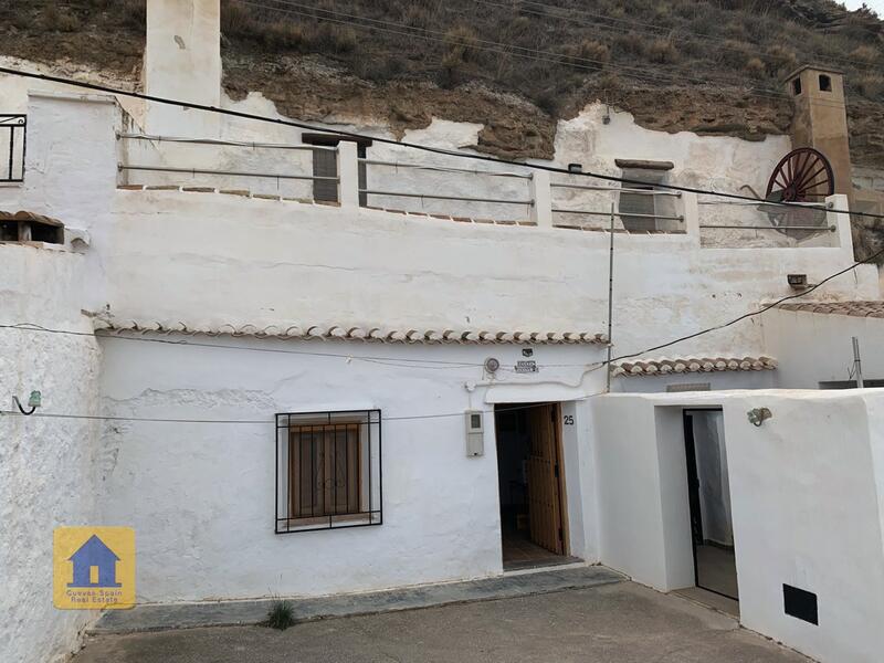 4 Cuarto Casa Cueva en venta