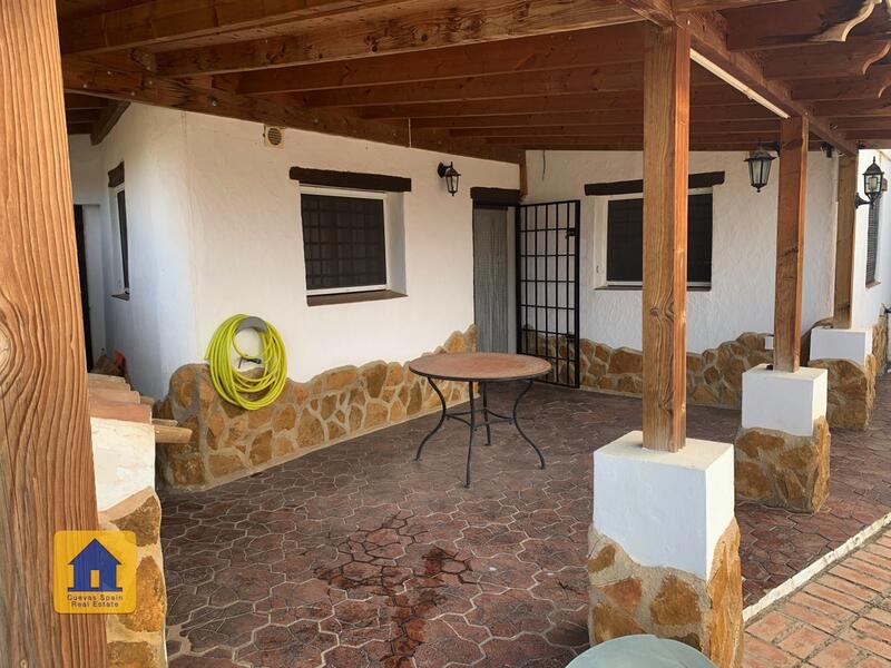 4 Cuarto Casa Cueva en venta