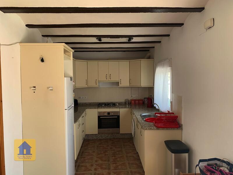 2 chambre Maison Troglodyte à vendre