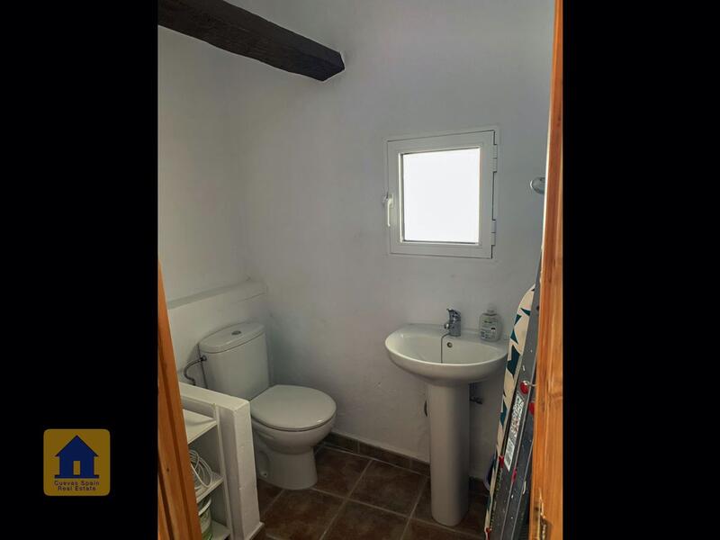 2 chambre Maison Troglodyte à vendre