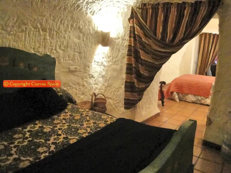 6 bedroom Cave House for sale