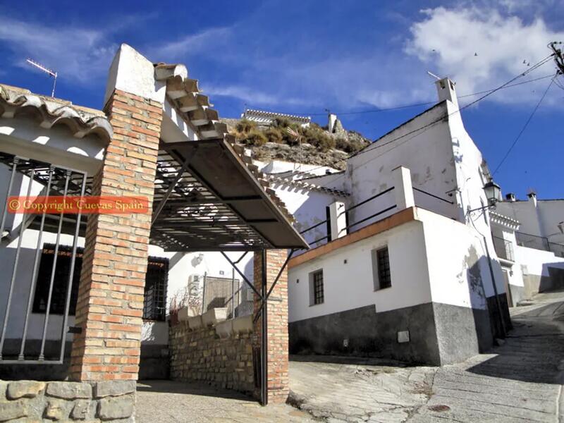6 bedroom Cave House for sale