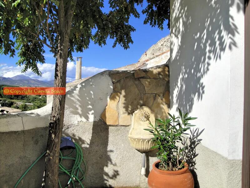 6 bedroom Cave House for sale