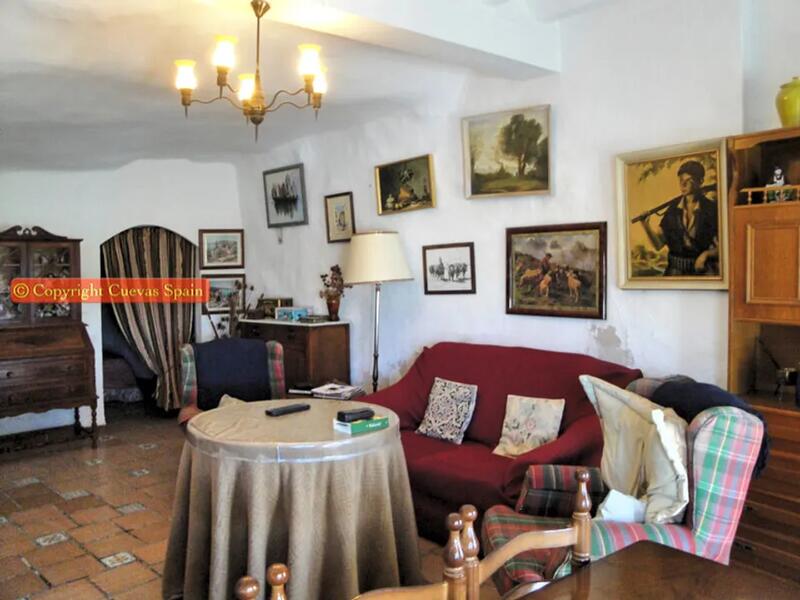 6 bedroom Cave House for sale