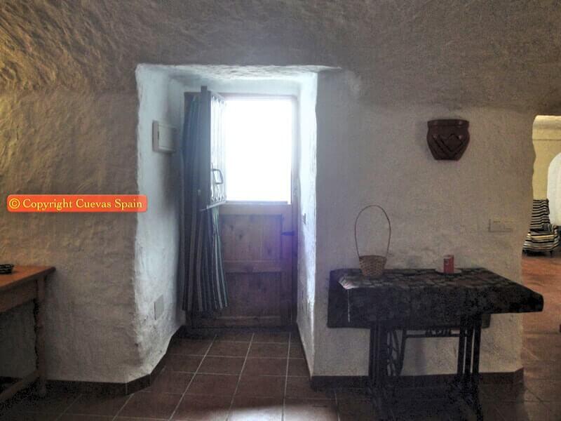6 Cuarto Casa Cueva en venta