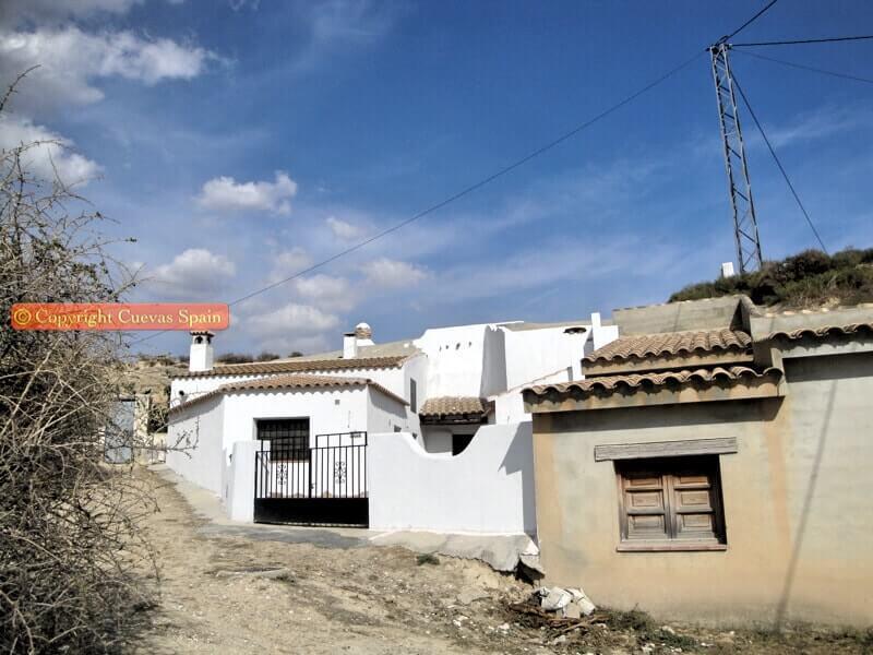 6 Cuarto Casa Cueva en venta