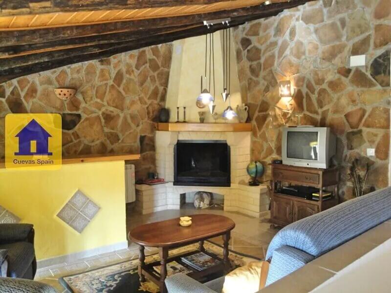 4 chambre Local Commercial à vendre