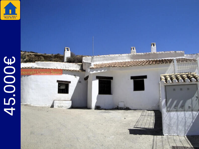 Grottahus till salu i Huescar, Granada