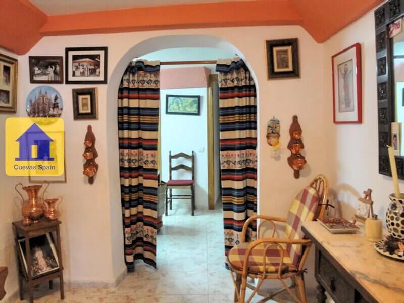3 chambre Maison Troglodyte à vendre