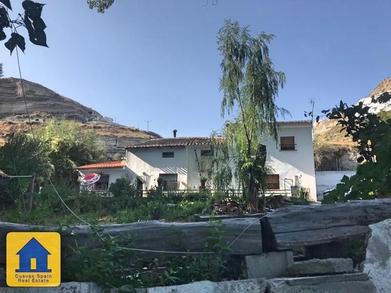 6 Cuarto Casa de Campo en venta
