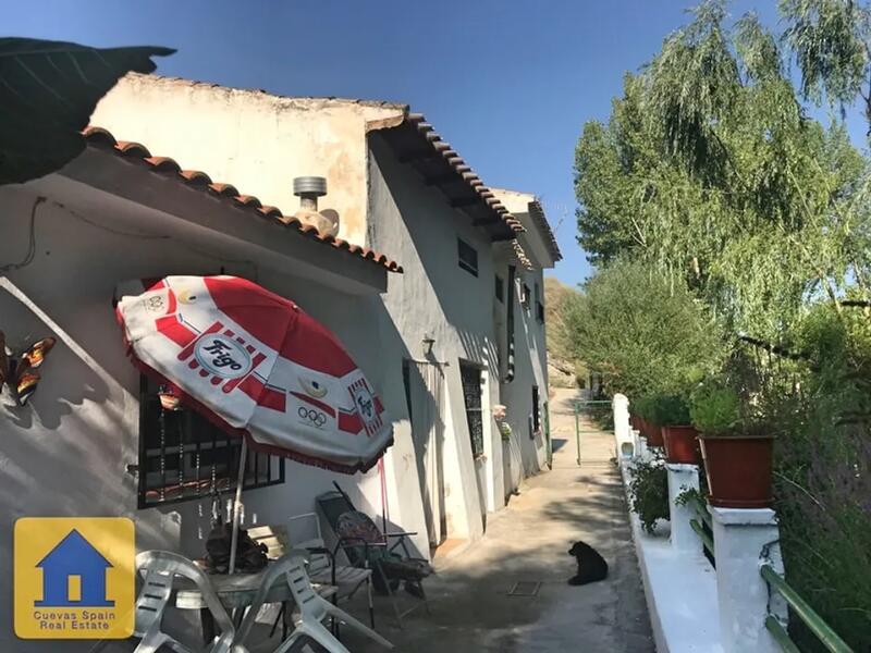 6 Cuarto Casa de Campo en venta