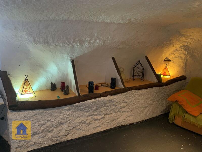 3 bedroom Cave House for sale