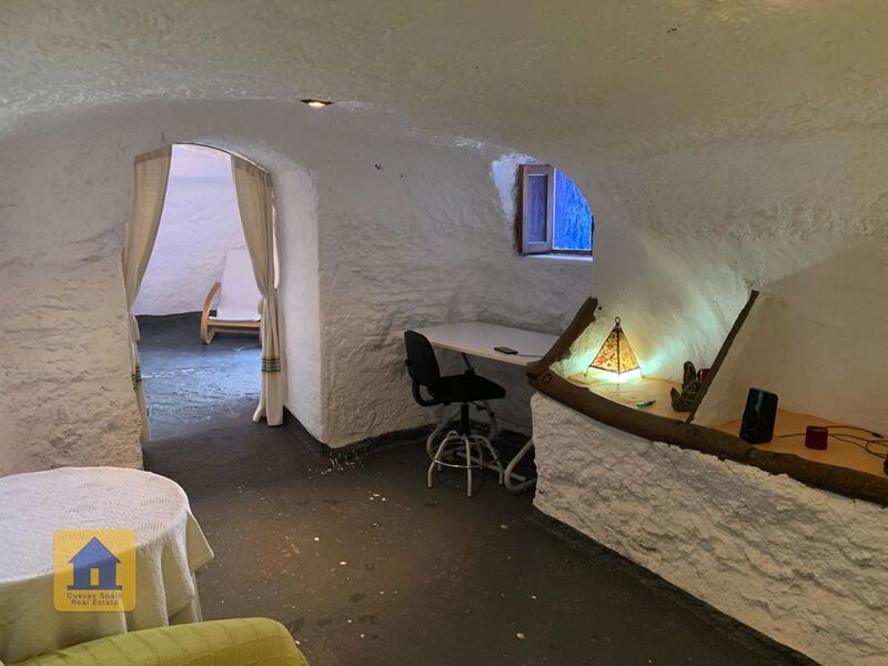 3 bedroom Cave House for sale