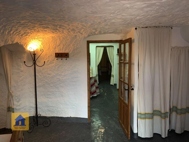 3 bedroom Cave House for sale