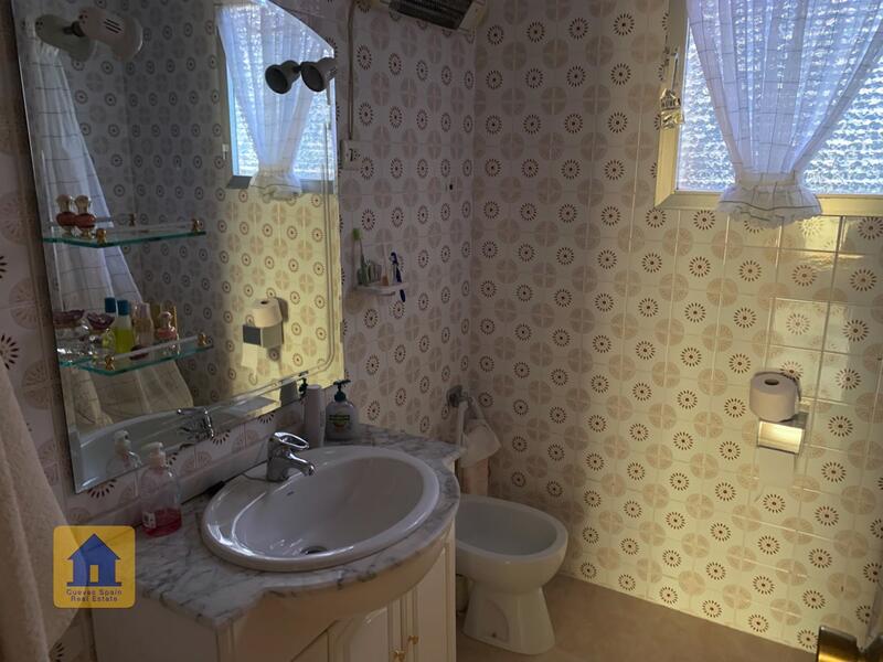 4 bedroom Country House for sale