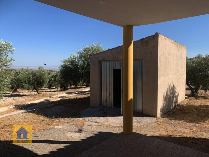 3 bedroom Country House for sale