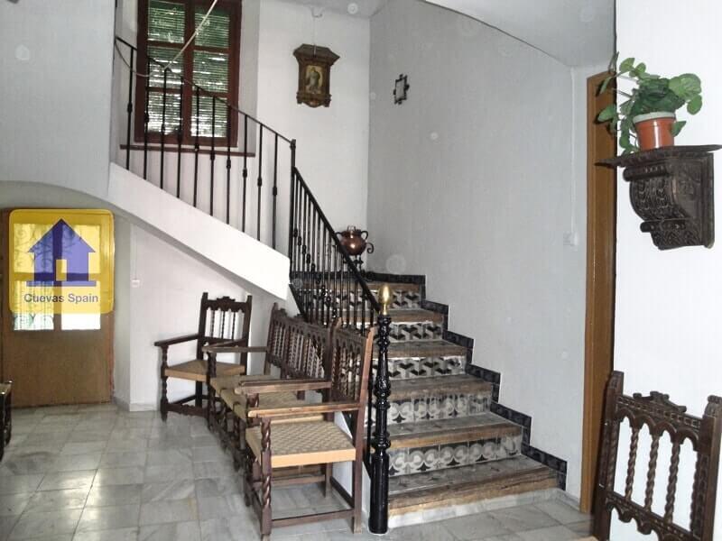 7 bedroom Villa for sale