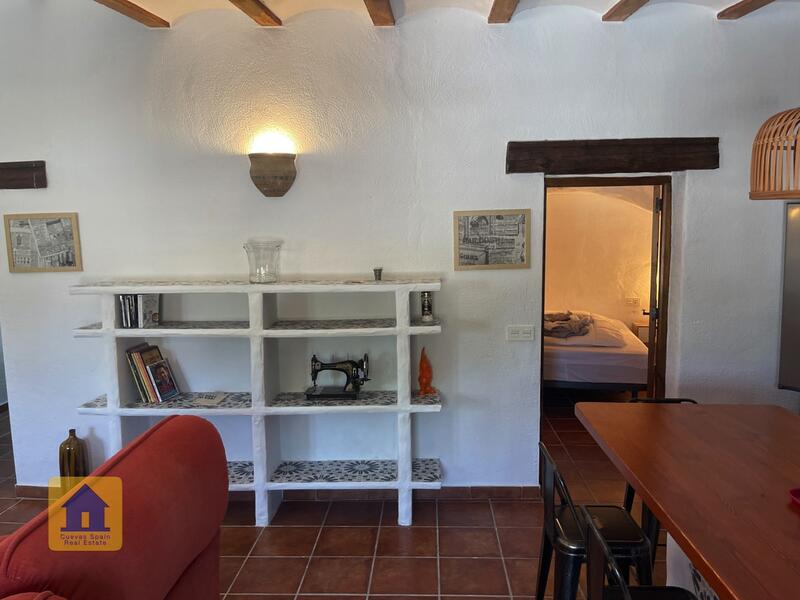 2 chambre Maison Troglodyte à vendre