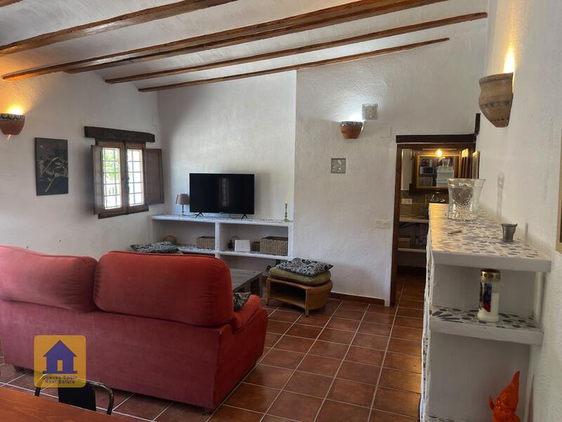 2 chambre Maison Troglodyte à vendre