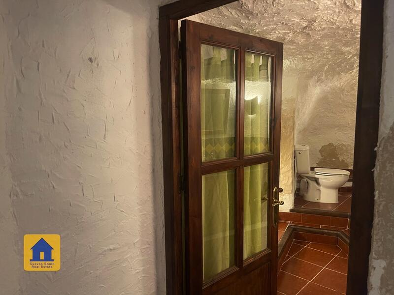 2 slaapkamer Grotwoning Te koop