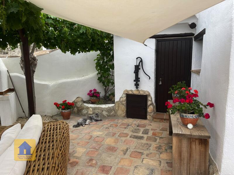 3 chambre Maison Troglodyte à vendre