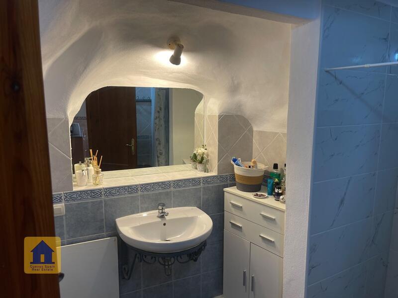 3 slaapkamer Grotwoning Te koop