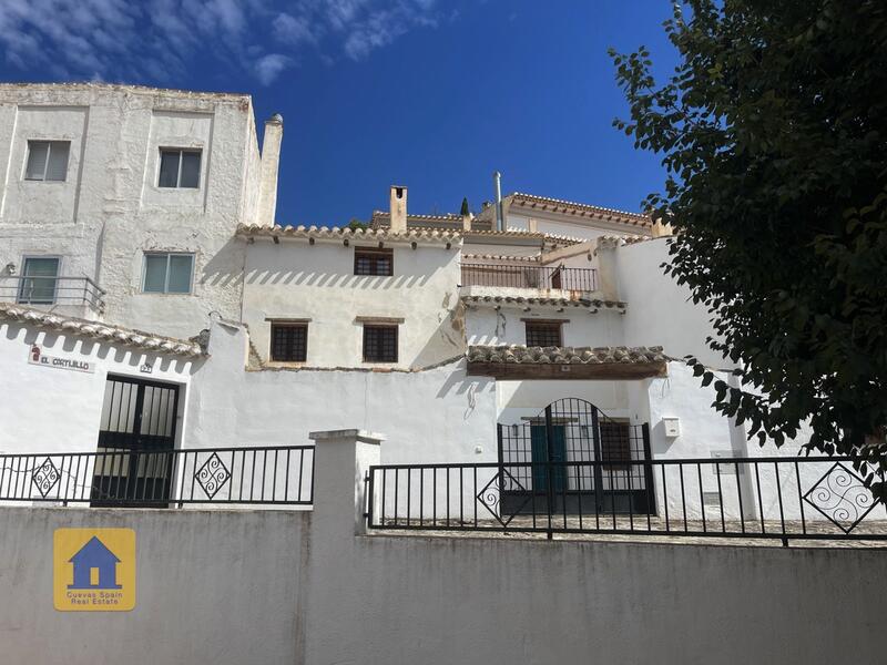 5 Cuarto Casa de Campo en venta