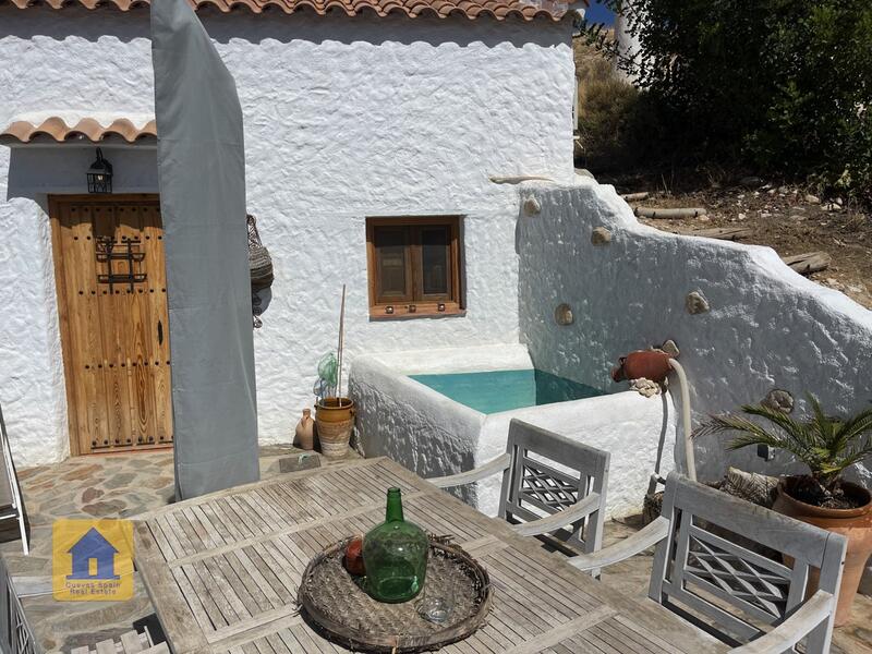 9 bedroom Cave House for sale