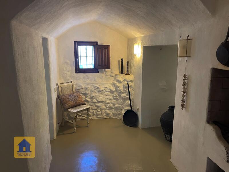 9 bedroom Cave House for sale
