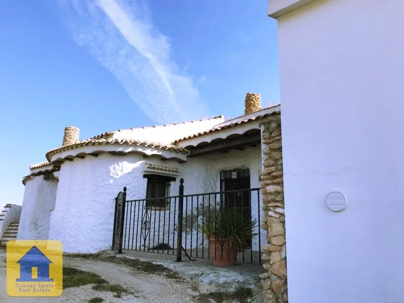 Grottahus till salu i Huescar, Granada