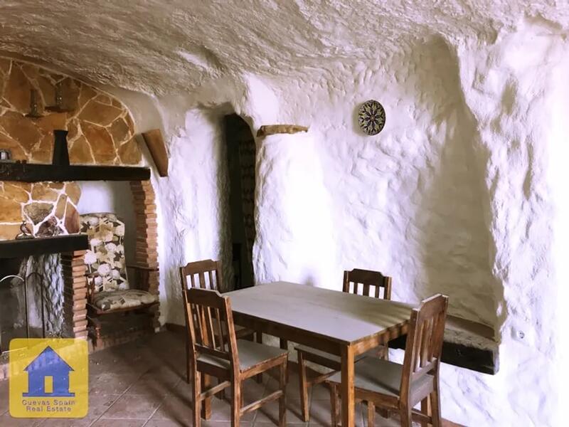 2 slaapkamer Grotwoning Te koop