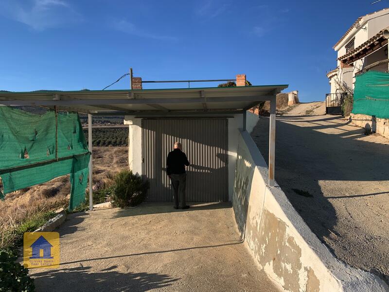 3 спальная комната Дом в пещере продается