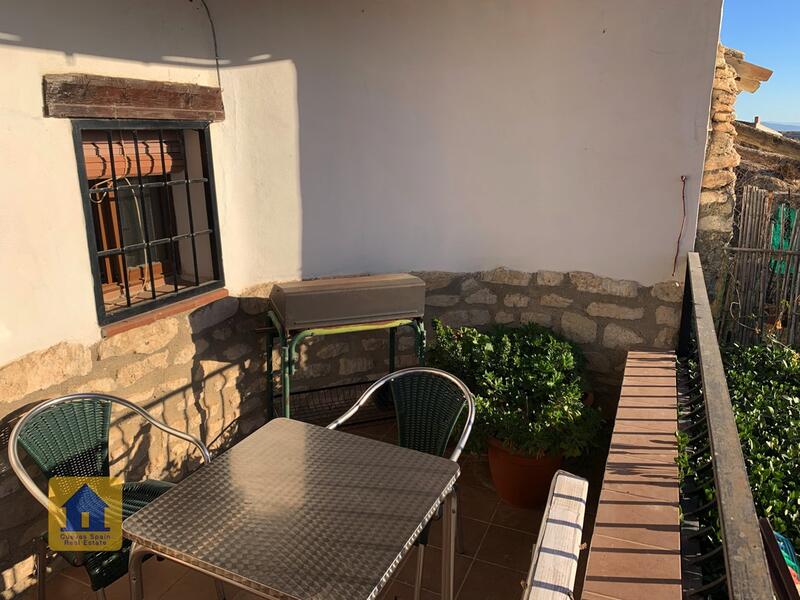 3 спальная комната Дом в пещере продается