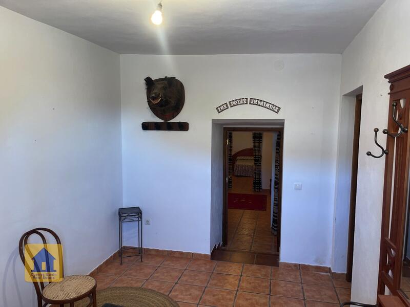 5 bedroom Cave House for sale