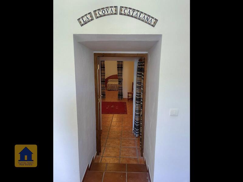 5 bedroom Cave House for sale