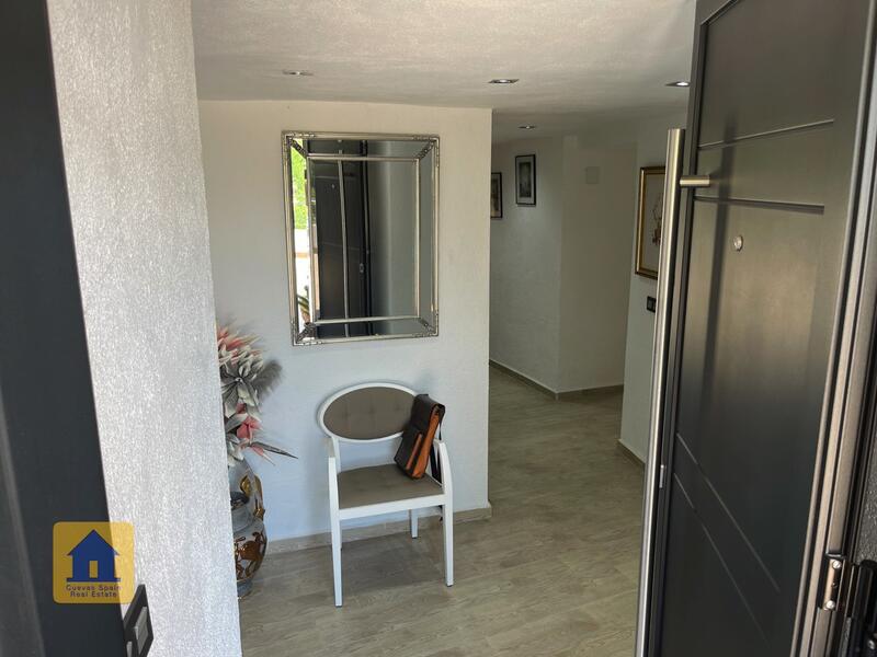 2 soverom Grottehuset til salgs