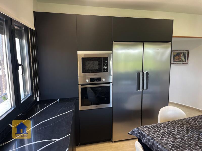 2 soverom Grottehuset til salgs