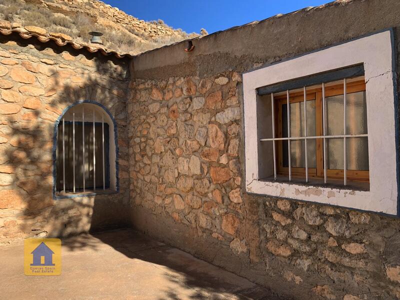 3 bedroom Cave House for sale
