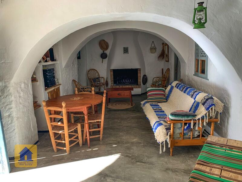 3 bedroom Cave House for sale