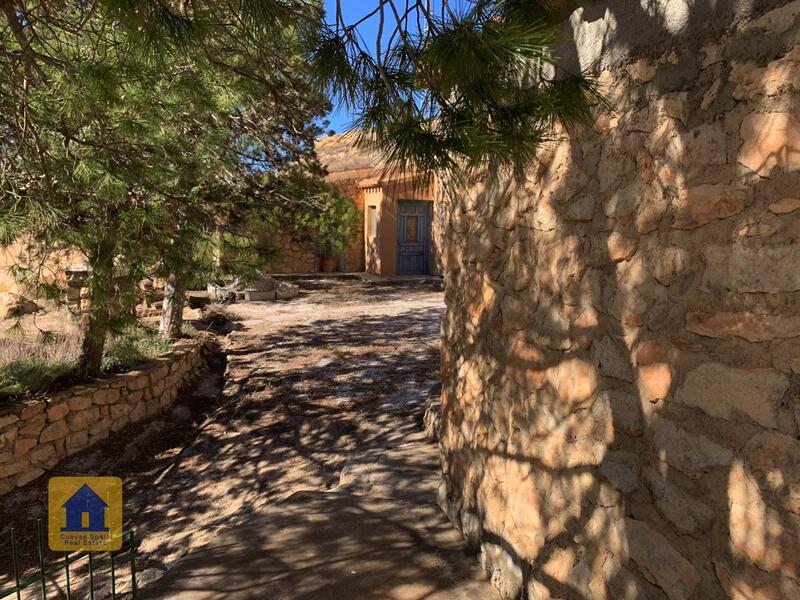 3 bedroom Cave House for sale