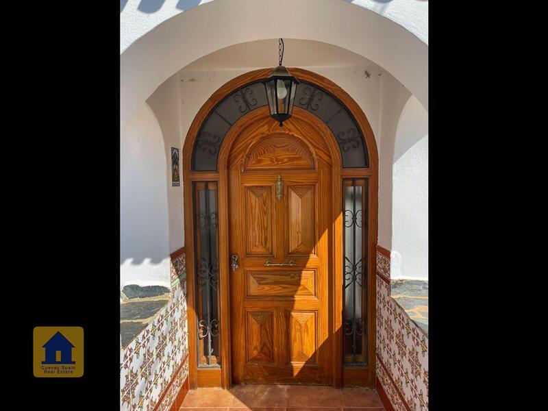 4 Schlafzimmer Höhlenhaus zu verkaufen