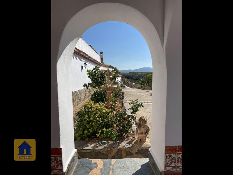 4 Schlafzimmer Höhlenhaus zu verkaufen