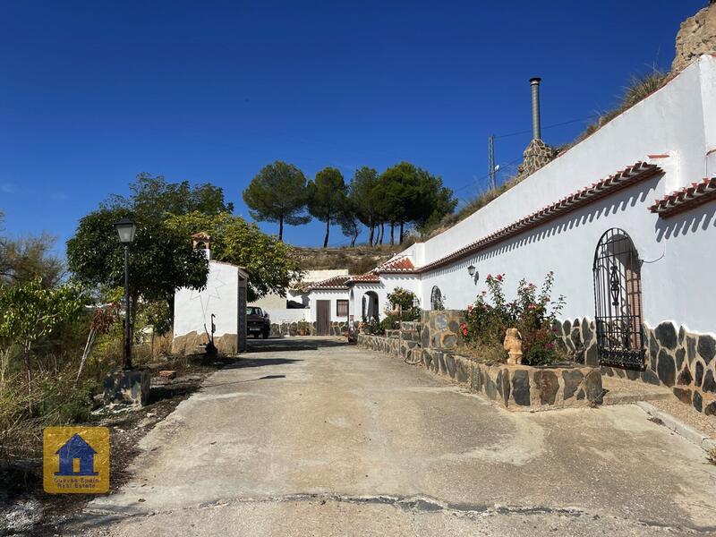 4 Schlafzimmer Höhlenhaus zu verkaufen