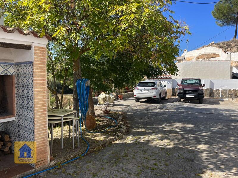 4 Schlafzimmer Höhlenhaus zu verkaufen