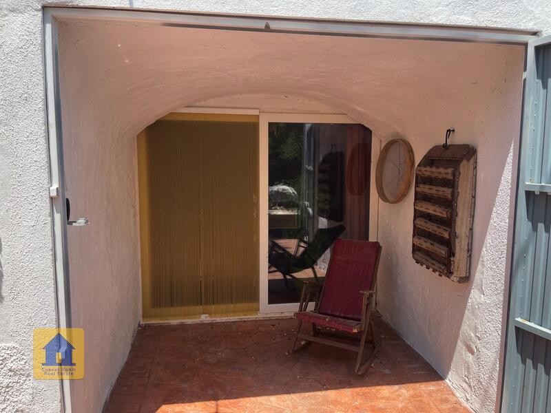 4 bedroom Cave House for sale