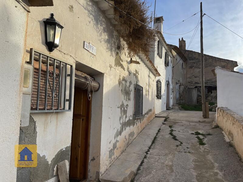 2 sovrum Grottahus till salu