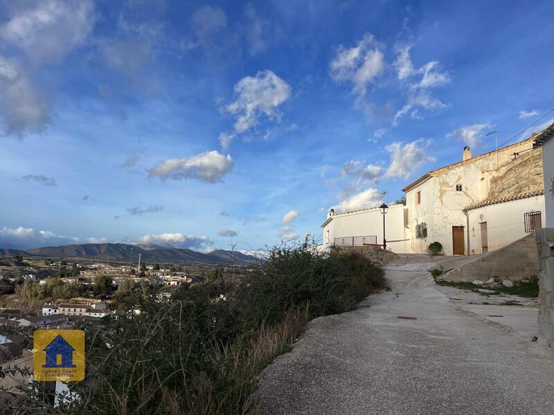 2 sovrum Grottahus till salu