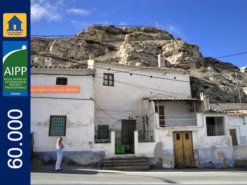Cave House for sale in Galera, Granada