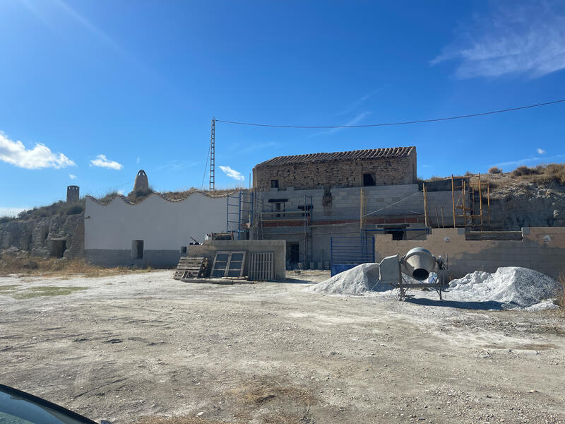 10 bedroom Cave House for sale